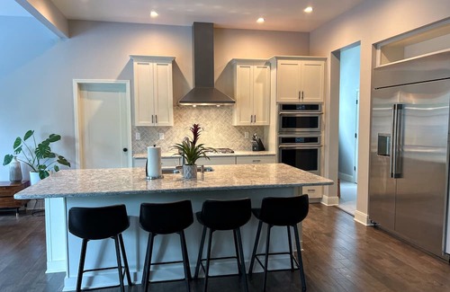 Newtonville House | Modern Spacious 6-Bedroom Home with Heated Pool and Pool House 20 min from Track