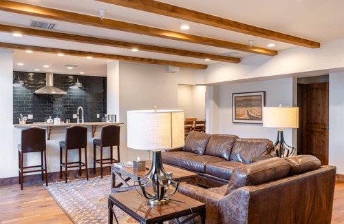 Downtown Santa Fe Condo | Water Street Residence C: Located just 400 feet from the Plaza!