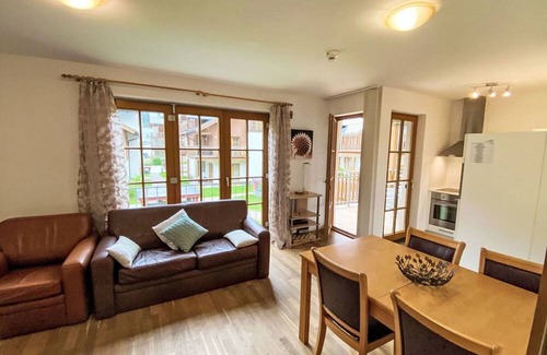 Rauris Apartment | Lovely apartment for 4 people with pool, WIFI, TV, terrace and parking