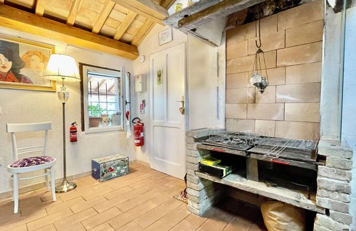 Saludecio House | Rustico con Jacuzzi privata, BBQ e 3 camere