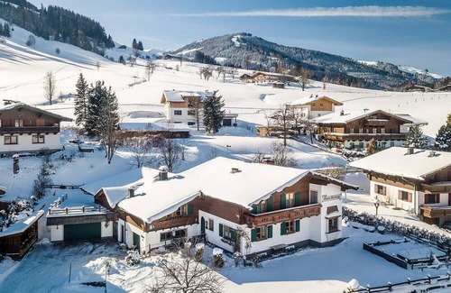 Leogang Apartment | Double room, shower, WC - Herzog, Haus