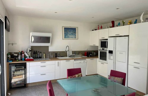 Juvignac House | Homerez - Family House with Pool in Juvignac