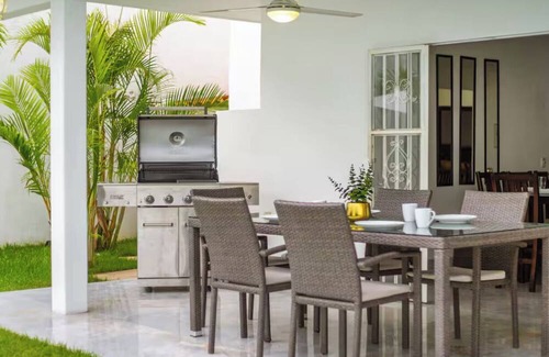 Puerto Vallarta House | Casa Hannah with Private Pool Parking