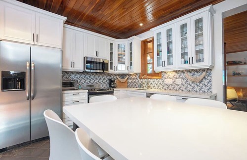 Tamarindo Villa | Luxury 3BR 3.5 Bath Across the Street from Beach with 2 Private Pools