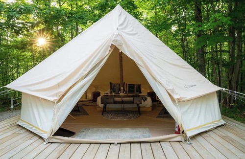 Miller Lake House | Nautical Glamping close to Grotto