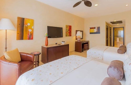 Puerto Vallarta House | Luxury Meets Nature at Garza Blanca Resort & Spa in Stunning Puerto Vallarta