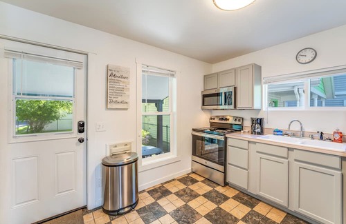 Whitefish House | New! Downtown Whitefish home with river and trail access