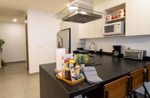 North Hotel Zone Apartment | Ocean View 2BD & Pool, Great Location