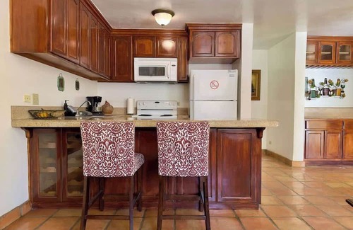 Playas de Rosarito Apartment | Puerto Nuevo Surf Casita las Palmas 1 BR with pool