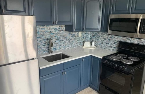 Wildwood Villa | Spacious 4-bedroom villa in awesome Wildwood with WiFi.n All units combine