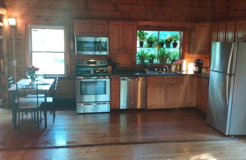 North Carver Cabin | Cozy 2-bedroom cabin in charming Plymouth with AC, WiFi