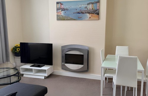 Preston House | Comfort, Convenience & Style