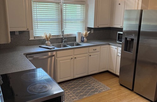 Leesville Other | Farmhouse Escape in Batesburg-Leesville! Lake Murray, SC!