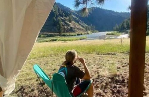 Shoup Apartment | Charming Glamping Tent by the Scenic Salmon River!