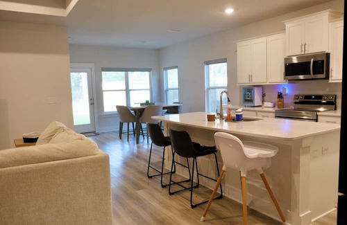 Florida Panhandle House | Spacious 4-bedroom house with WiFi, AC in phenomenal Cantonment