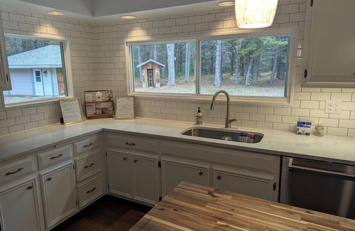Hazelhurst House | Peaceful Pines, 4 bdrm, 3 bath home tucked in just south of Minocqua