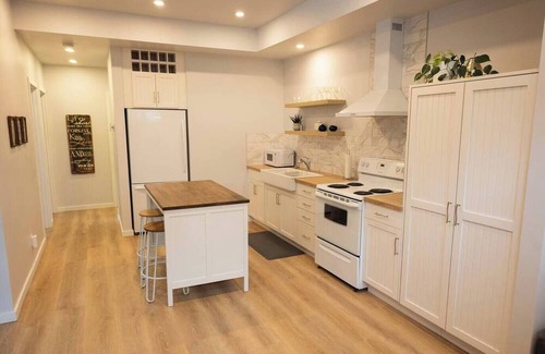 Calgary House | Entire 2 Bedroom Guest Suite with Laundry, Minutes from Bragg Creek!