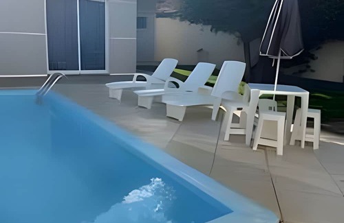 Foz do Iguacu Apartment | Casa com piscina 5 suites 1 quarto e AC