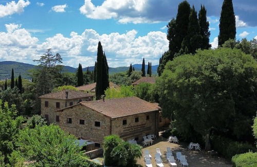 Pieve a Presciano House | Typical stone house in the Arezzo hills with three rooms and shared pool