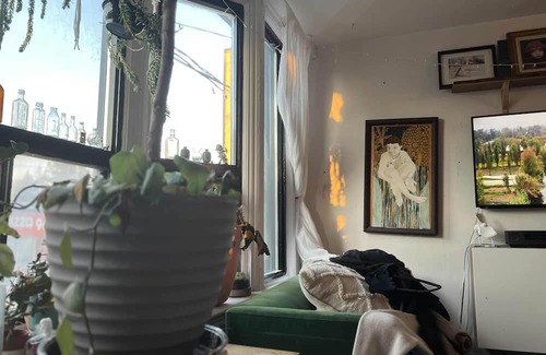 Leslieville Apartment | Bright and Open East End Gem