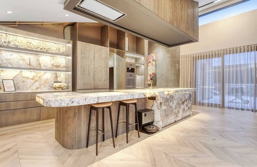 Garðabær House | Glamorous & Stylish Getaway
