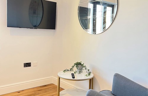 Markhouse Apartment | Modern Cozy Studio – Fast Links to Central London!