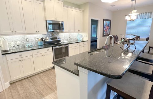 Broadmoor House | NEW! 3-bedroom, 2-bathroom, POOL home in marvelous Rotonda West with FREE WiFi