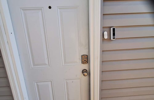 Saskatoon House | The Hampton Suite (near Airport & Downtown)