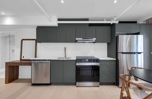 Cite Multimedia Apartment | Mercer-1 Bedroom Corner -Free parking