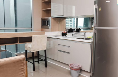 Makkasan Apartment | 1BR Luxury Condo Central Asoke Sky Pool & Gym