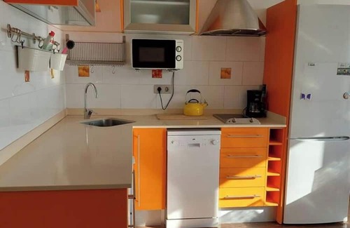 Caldes d'Estrac Apartment | Ocean views and garage near BCN orange