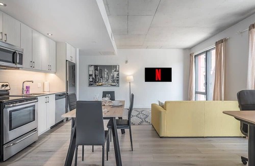 Cite Multimedia Apartment | 2 Bedrooms - Old Port - Free parking