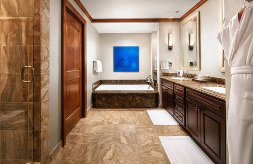 Vail Resort | Ritz Carlton Vail, Colorado - 4 Bedroom