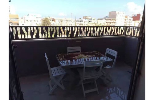 Ain El Turk Apartment | 300 m from the beach fully-equipped apartment in a secure residence secure parking