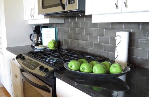 Regional District of Nanaimo Condo | Lovely 3 Bedroom Condo backing onto Rathtrevor Beach in Parksville!