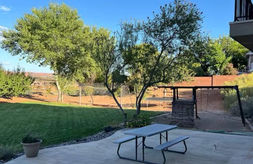 Santa Clara House | Large walk out basement with gorgeous views in tranquil Santa Claran