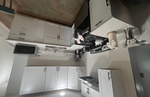 North Charleston House | The Modern Bexley 2br + Walk to Park Circle