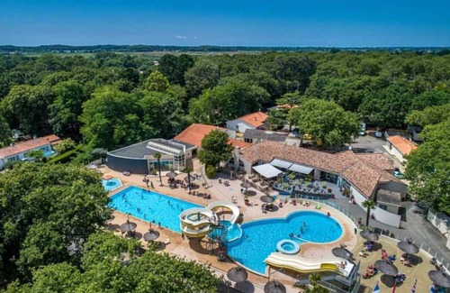 Saint-Hilaire-de-Riez Ski Chalet | Chalet 4 étoiles - Piscine - ccacghd