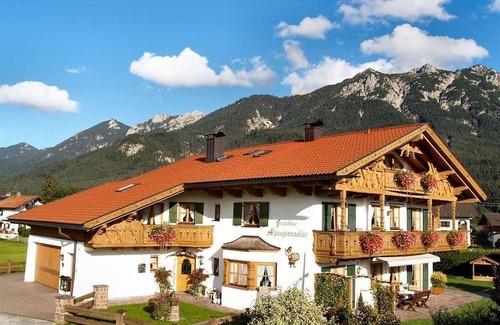 Kruen Apartment | Krottenkopf apartment "No. 1"/1 bedroom/shower, WC - Alpenparadies, guest house