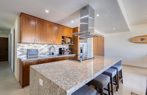 Libertad Apartment | New 3 BD Condo with Pool & Gym