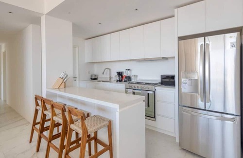 El Medano Ejidal Condo | 3 BD Penthouse: Jacuzzi & BBQ Near Medano Beach