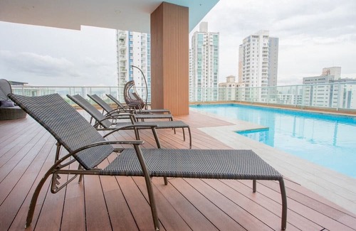 Tumba Vieja Apartment | Luxury 3BR Oceanview balcony