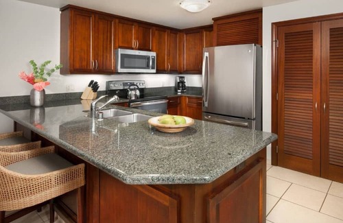 Lahaina Resort | 2 Bedroom Mountain Garden at Marriott's Maui Ocean Club - Lahaina & Napili Tower
