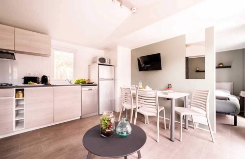 Cap d'Agde House | Camping 4 étoiles - Parc aquatique - ccaffgh