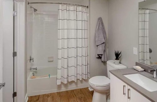 Little Italy Apartment | National at Harbor East