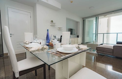 Panama City Apartment | Exclusive and luxury 1BR with balcony in Yoo Panama