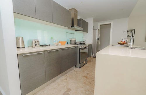 Panama City Apartment | Exclusive and luxury 1BR with balcony in Yoo Panama