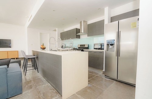 Marbella Apartment | Exclusive and luxury 1BR with balcony in Yoo Panama