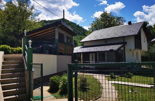 Trn Apartment | River house Jablanica