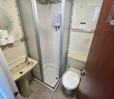 North Shore Hotel | Pinnacle Hotel and Suites